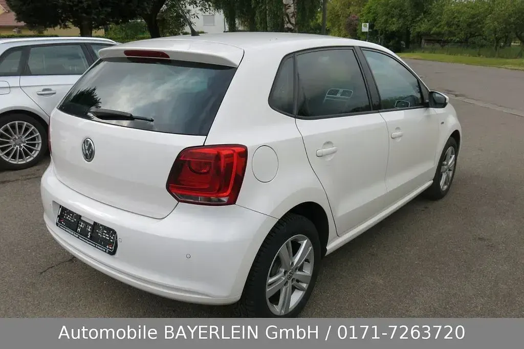 Gebraucht VW Polo Life 69 PS (50 kW) 2014 Weiß Kleinwagen