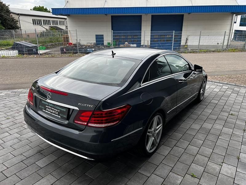 Gebraucht Mercedes E350 258 PS (189 kW) 2015 Grau Coupé