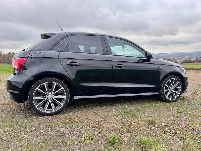 Gebraucht Audi A1 Sportback Sport 95 PS (69 kW) 2016 Schwarz Kleinwagen
