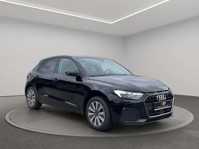 Gebraucht Audi A1 Advanced Plus 95 PS (69 kW) 2025 Mythosschwarz metallic SUV
