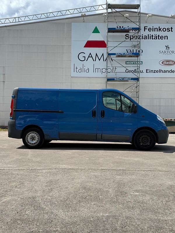 Gebraucht Opel Vivaro 114 PS (83 kW) 2007 Blau Van / Kleinbus