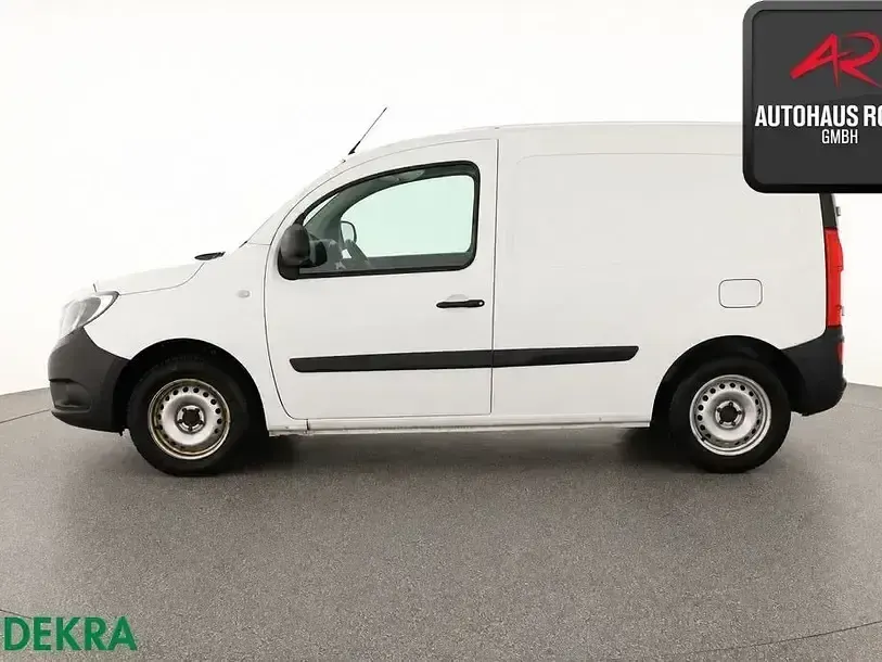 Gebraucht Mercedes Citan 111 116 PS (85 kW) 2021 Arktikweiss Van / Kleinbus