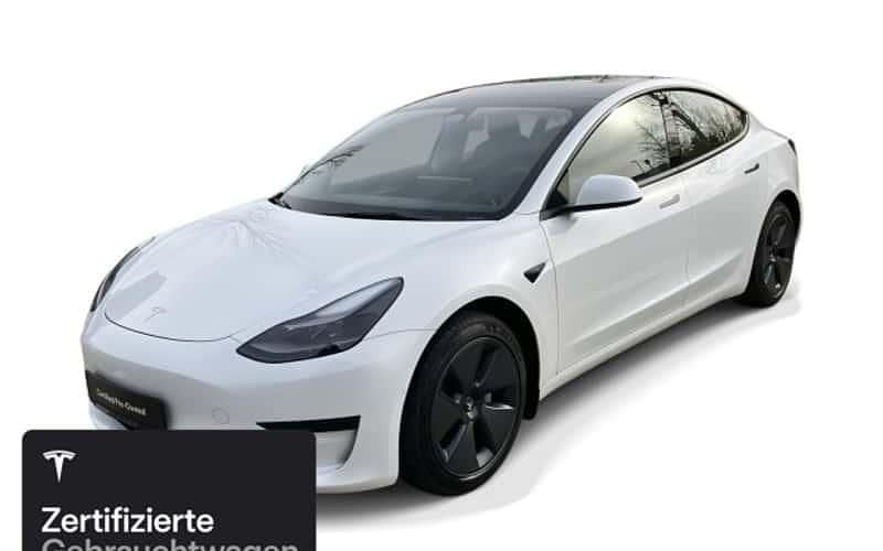 Weiß Gebraucht 2021 Tesla Model 3 RWD Limousine | 26.700 € (Fairer Preis) - Bild 1/4