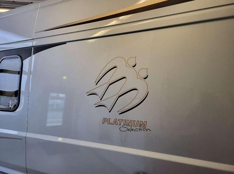 Gebraucht Fiat Ducato 131 PS (96 kW) 2018 Blau Van