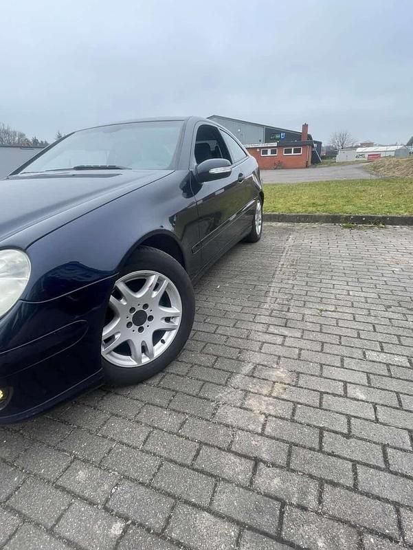 Gebraucht Mercedes C200 122 PS (89 kW) 2004 Coupé