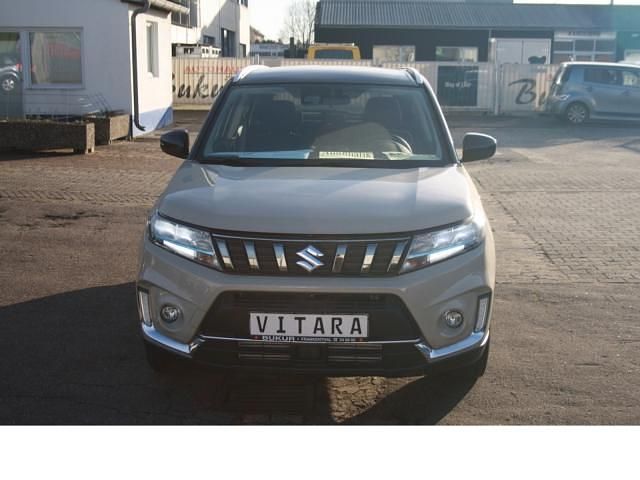 Beige Gebraucht 2021 Suzuki Vitara Comfort SUV | 26.900 € - Bild 1/4