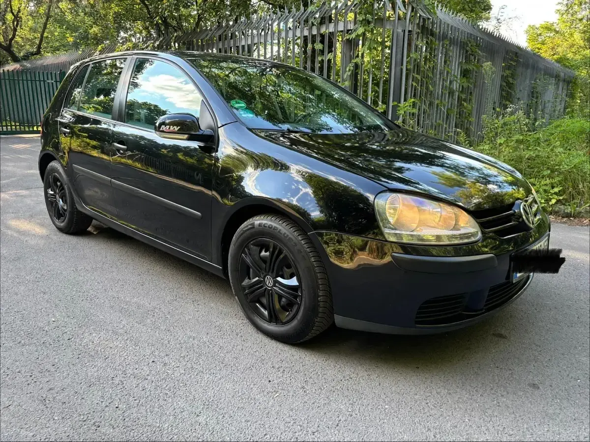 Gebraucht VW Golf V 115 PS (84 kW) 2008 Schwarz Kleinwagen