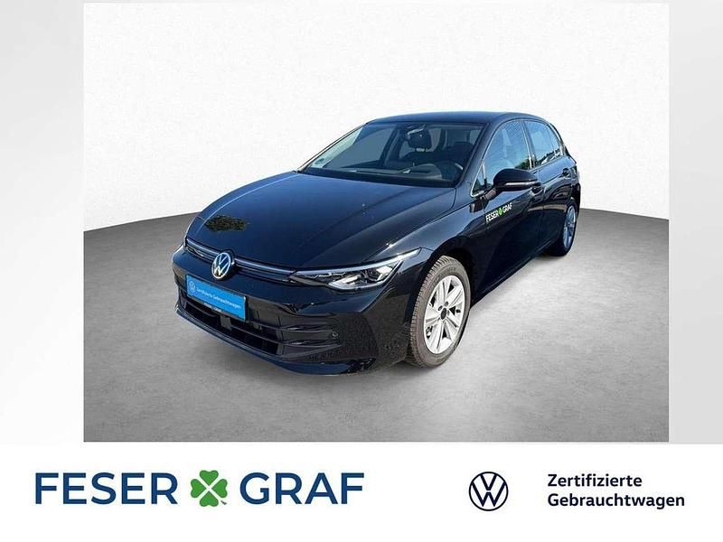 Gebraucht VW Golf VIII 150 PS (110 kW) 2025 Grenadillschwarz metallic Limousine
