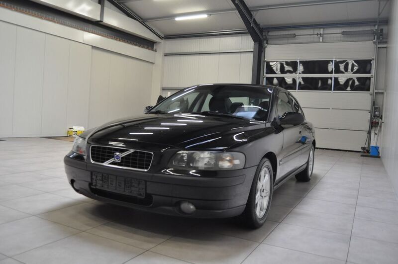 Gebraucht Volvo S60 Comfort 140 PS (102 kW) 2002 Schwarz Limousine