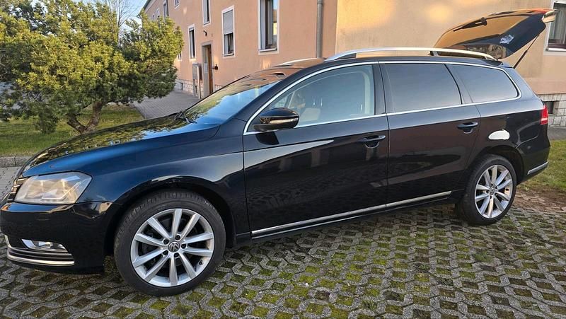 Second-hand VW Passat 170 CP (125 kW) 2012 Negru Break
