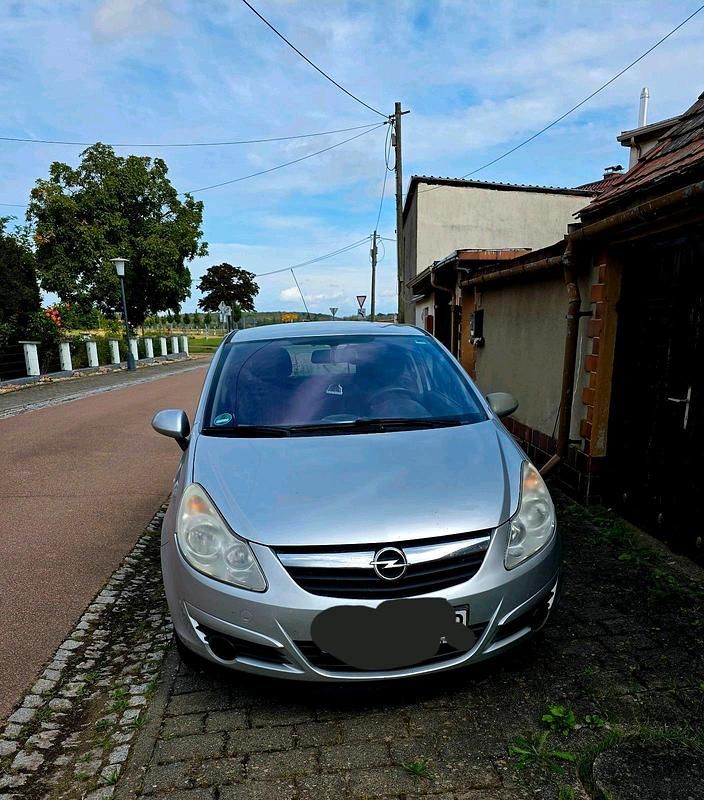 Silber Gebraucht 2009 Opel Corsa Kleinwagen | 600 € (Superpreis) - Bild 1/4