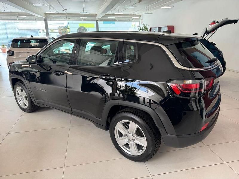 Neu Jeep Compass Altitude 131 PS (96 kW) 2025 Schwarz SUV