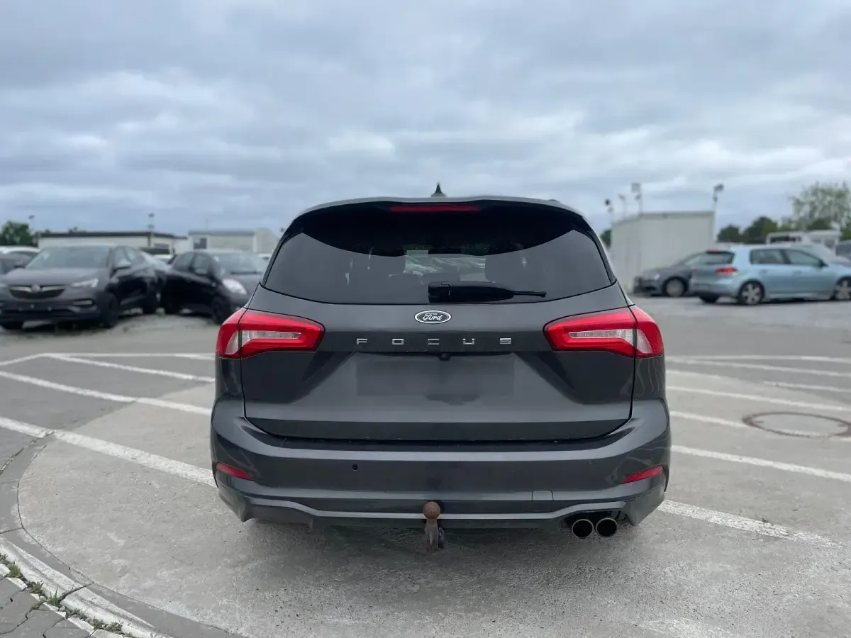 Usata Ford Focus ST-Line X 150 CV (110 kW) 2022 Grigio Station wagon