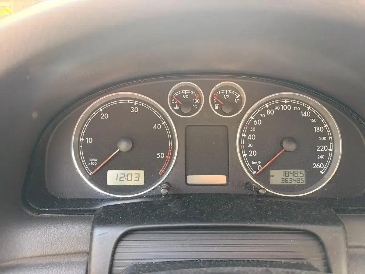 Brugt VW Passat 130 HK (95 kW) 2004 Sølv Stationcar