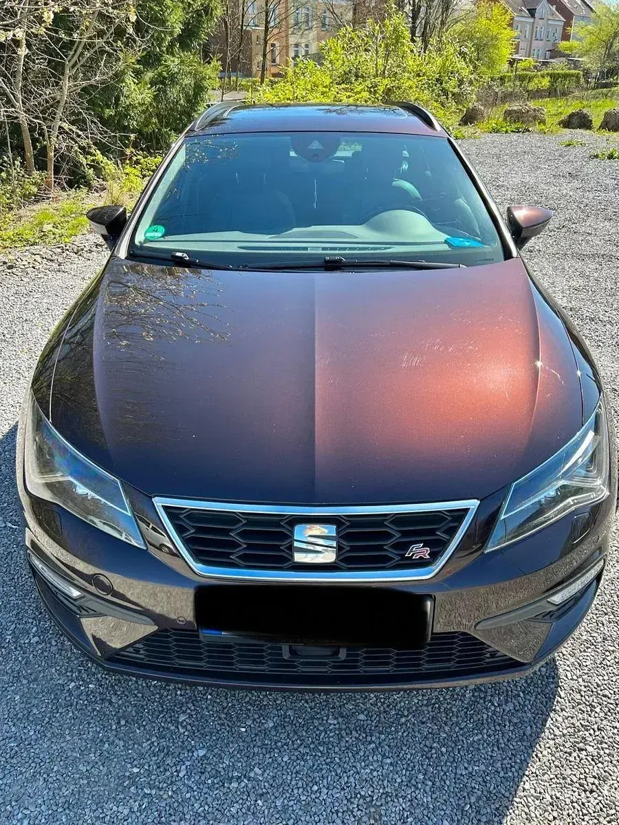 Używany Seat Leon ST Beats 184 KM (135 kW) 2018 Purpurowy Kombi