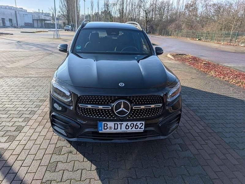 Schwarz Gebraucht 2025 Mercedes GLB200 Advanced Plus SUV | 38.000 € (Guter Preis) - Bild 1/4