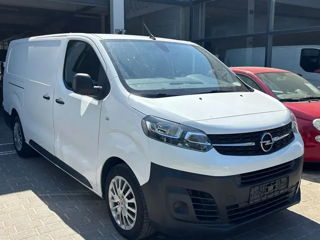 Gebraucht Opel Vivaro-e Combi Edition 122 PS (89 kW) 2021 Weiß Van / Kleinbus
