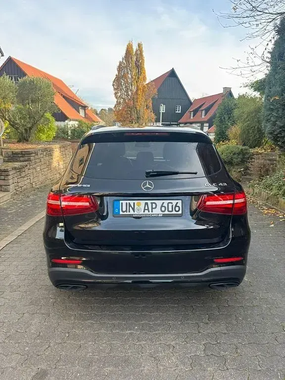 Gebraucht Mercedes GLC43 AMG AMG 367 PS (269 kW) 2016 Schwarz SUV