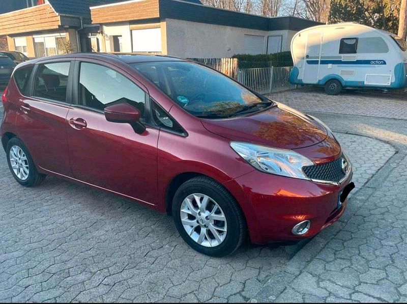 Second-hand Nissan Note 80 CP (58 kW) 2014 Roșu Hatchback