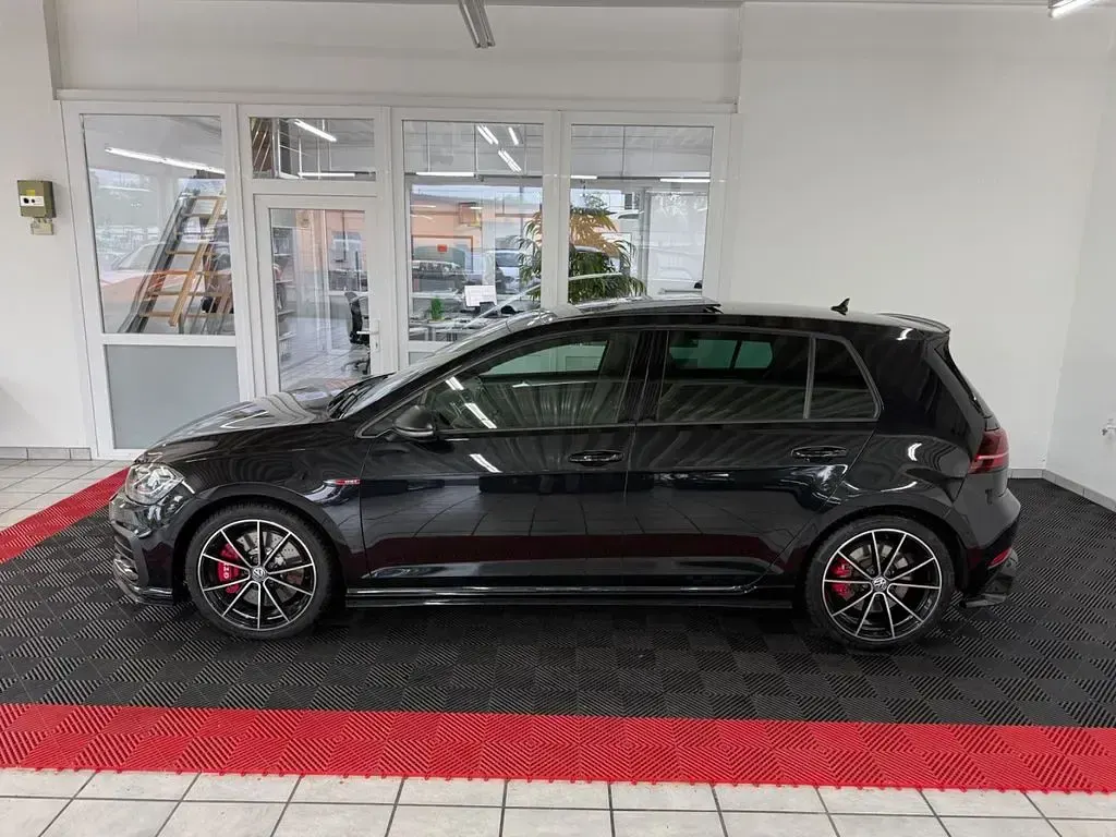 Gebraucht VW Golf VII GTI 290 PS (213 kW) 2020 Schwarz Limousine