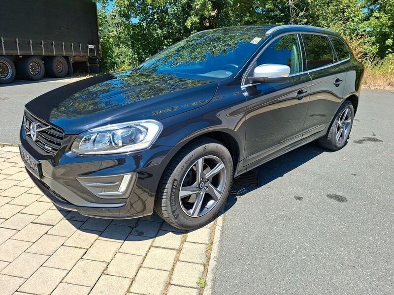 Schwarz Gebraucht 2014 Volvo XC60 R-Design SUV | 15.400 € (Fairer Preis) - Bild 1/4