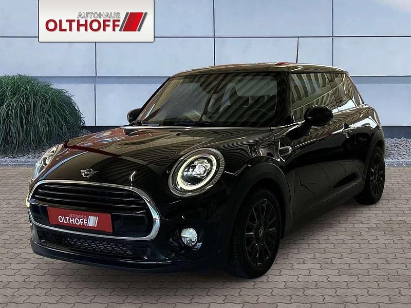 Gebraucht Mini Cooper 136 PS (100 kW) 2019 Midnight black metallic Kleinwagen