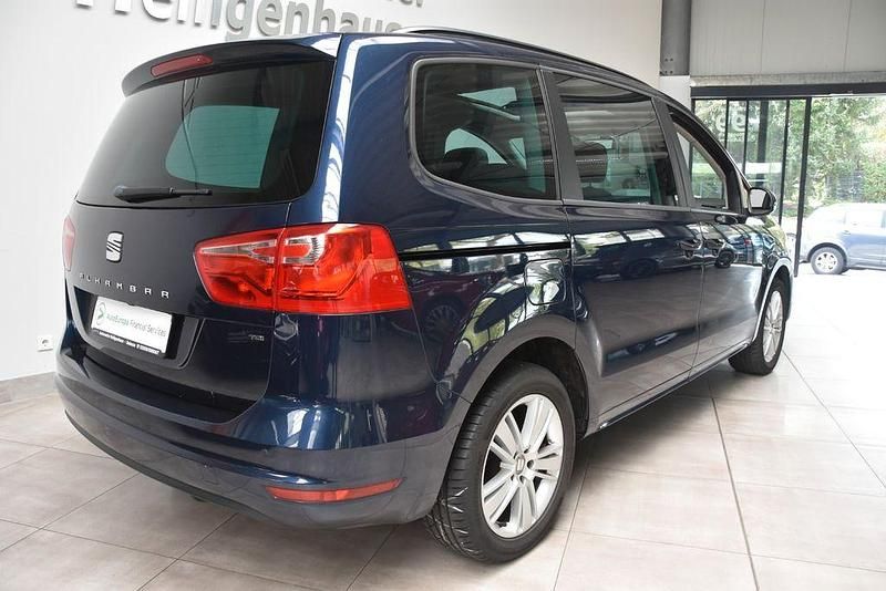 Gebraucht Seat Alhambra Style 140 PS (102 kW) 2013 Blau Van / Kleinbus