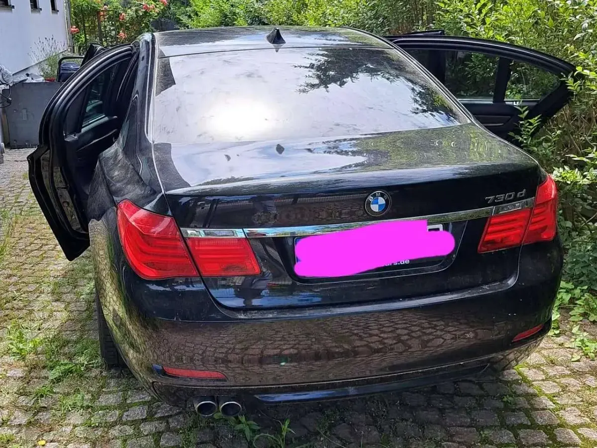 Gebraucht BMW 730 245 PS (180 kW) 2009 Schwarz Limousine