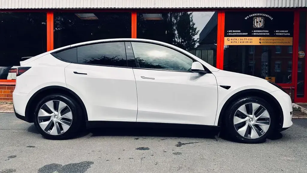 Gebraucht Tesla Model Y 378 kW (514 PS) 2022 Weiß SUV