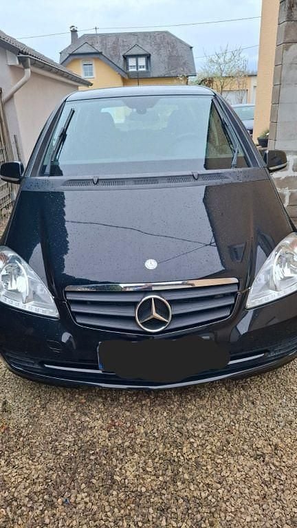 Gebraucht Mercedes A160 Elegance 95 PS (69 kW) 2012 Schwarz Van / Kleinbus