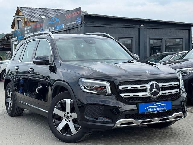 Nachtschwarz unilack Gebraucht 2020 Mercedes GLB200 Progressive SUV | 30.990 € (Etwas zu teuer) - Bild 1/4