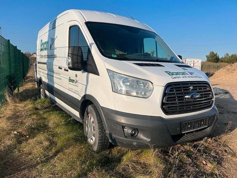 Gebraucht Ford Transit 125 PS (91 kW) 2017 Weiß Van / Kleinbus