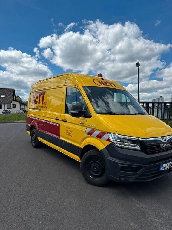 Gelb Gebraucht 2020 MAN TGE Van | 20.100 € - Bild 1/4