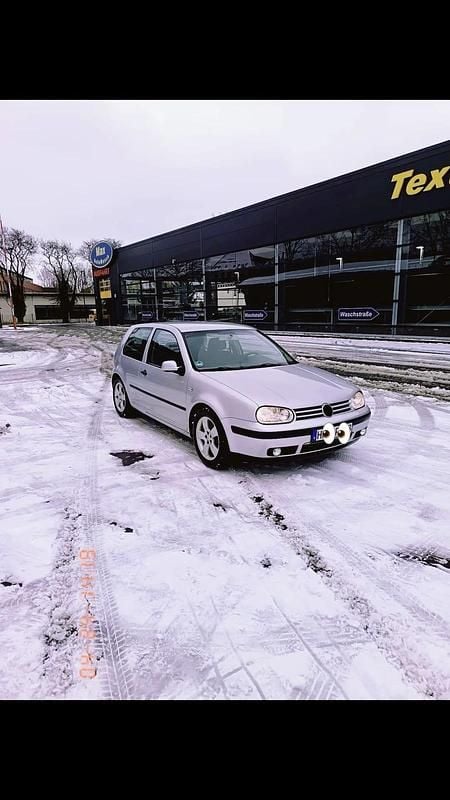 Gebraucht VW Golf IV Comfortline 75 PS (55 kW) 2002 Grau Limousine