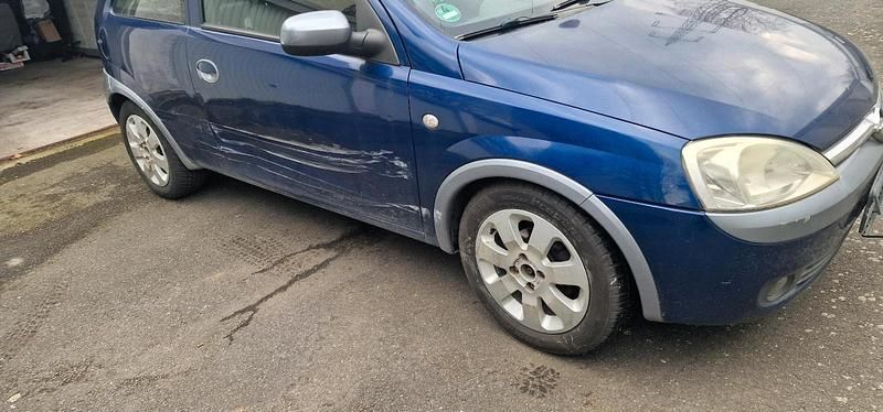 Gebraucht Opel Corsa 75 PS (55 kW) 2002 Blau Coupé