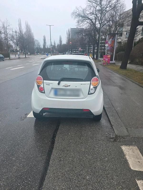 Gebraucht Chevrolet Spark LS 68 PS (50 kW) 2012 Weiß Kleinwagen