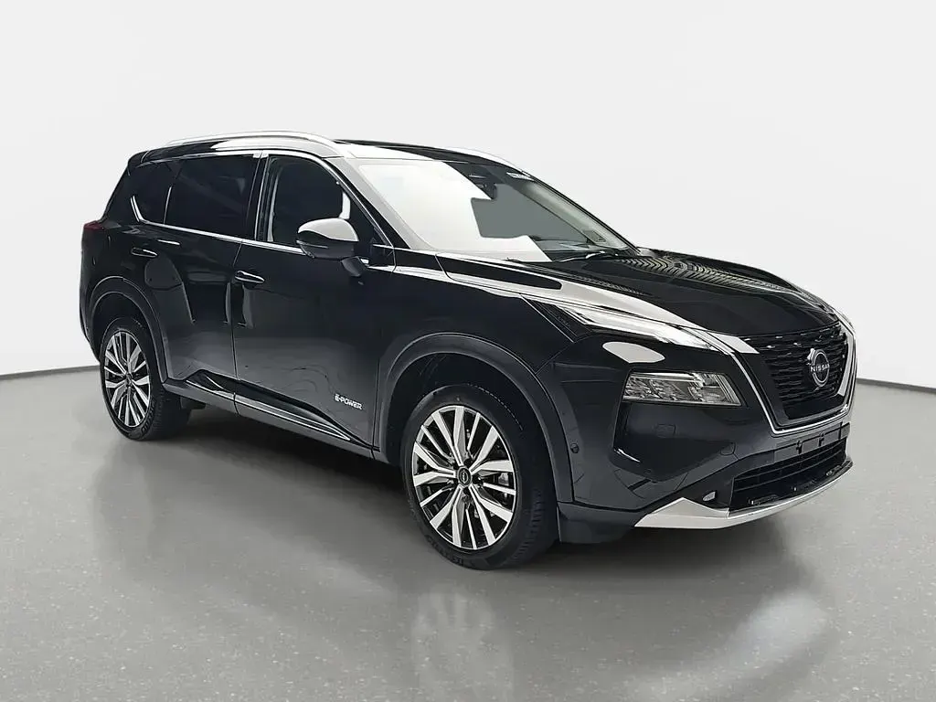 Neu Nissan X-Trail Tekna+ 204 PS (150 kW) 2026 Schwarz SUV