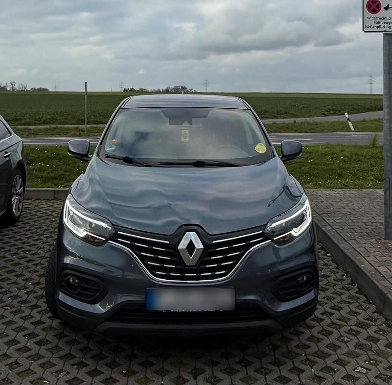 Gebraucht Renault Kadjar 140 PS (102 kW) 2021 Grau SUV