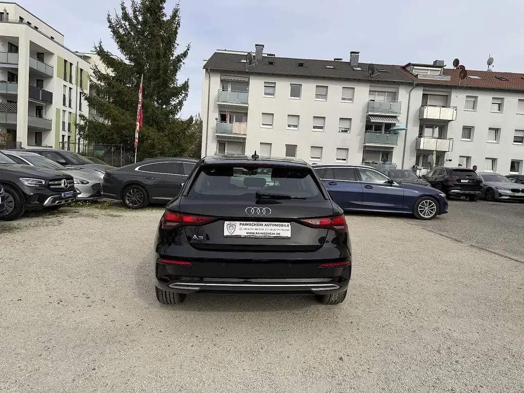Second-hand Audi A3 Advanced 150 CP (110 kW) 2022 Negru Berlinǎ