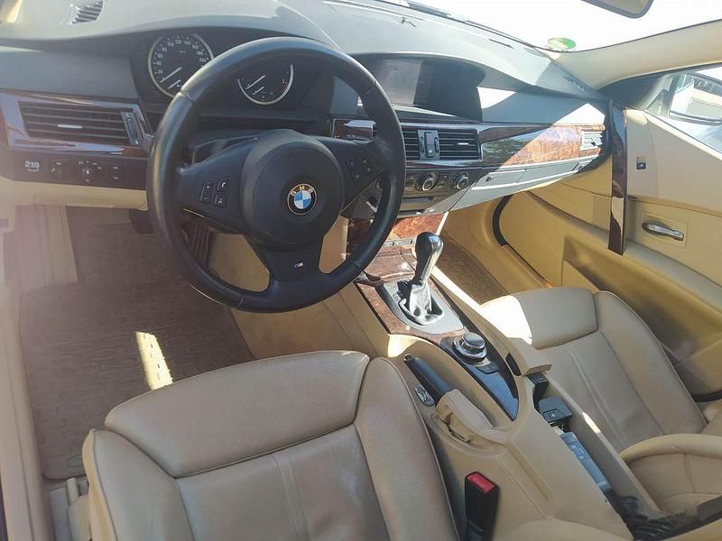 Silber Gebraucht 2006 BMW 535 Performance Kombi | 9.490 € (Fairer Preis) - Bild 1/4