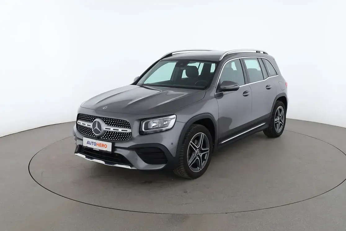 Gebraucht Mercedes GLB200 AMG line 163 PS (119 kW) 2022 SUV