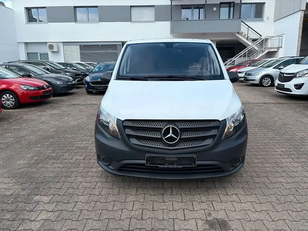 Gebraucht Mercedes Vito 102 PS (75 kW) 2020 Weiß Van