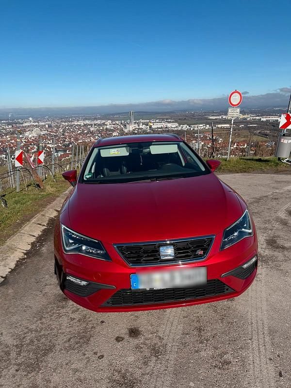 Gebraucht Seat Leon FR 125 PS (91 kW) 2018 Rot Kombi