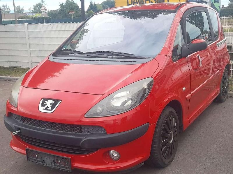 Rot Gebraucht 2005 Peugeot 1007 Premium Kleinwagen | 999 € - Bild 1/4