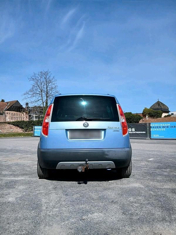 Gebraucht Skoda Roomster 125 PS (91 kW) 2008 Blau Van / Kleinbus