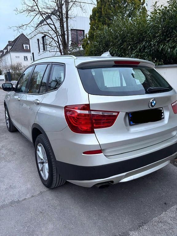 Gebraucht BMW X3 184 PS (135 kW) 2011 Silber SUV