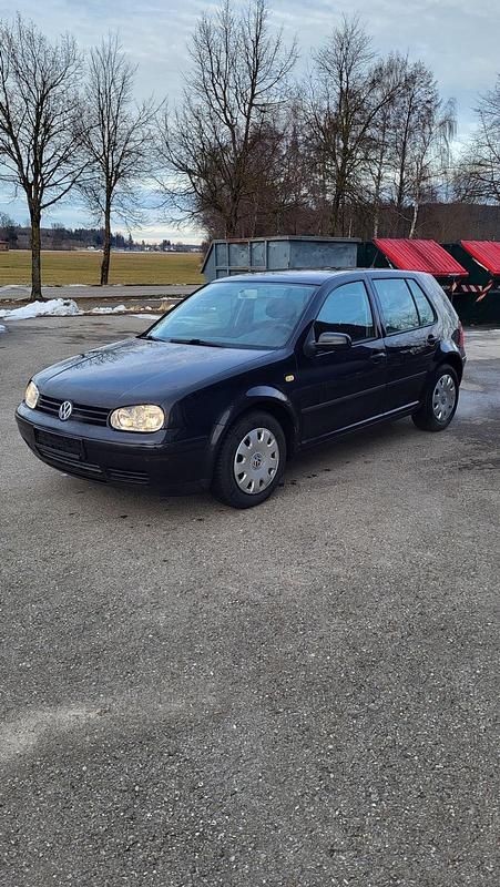 Gebraucht VW Golf IV 75 PS (55 kW) 1999 Schwarz Kleinwagen