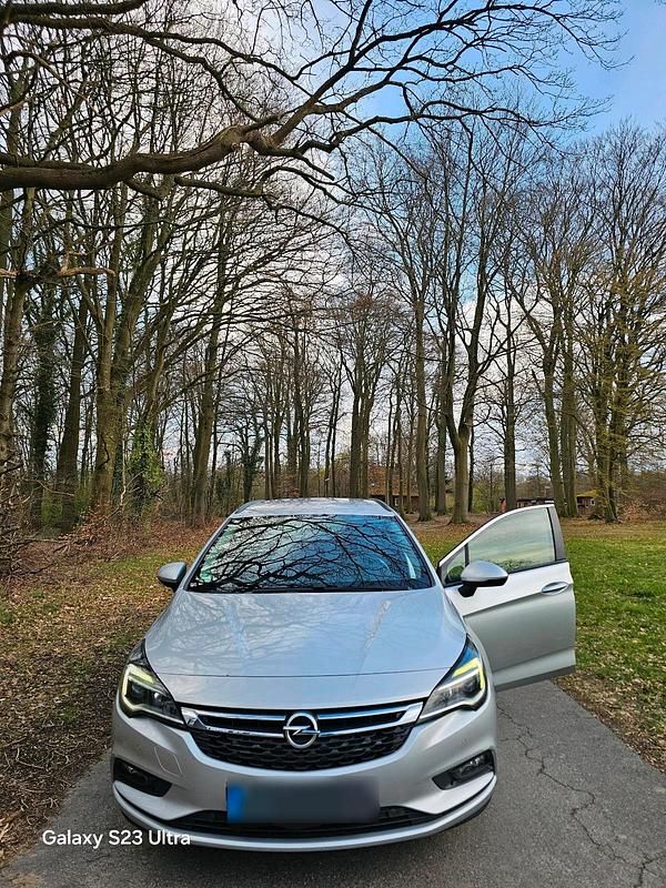 Gebraucht Opel Astra 136 PS (100 kW) 2016 Grau Kombi
