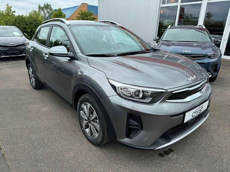 Neu Kia Stonic Vision 101 PS (74 kW) 2026 Grau SUV