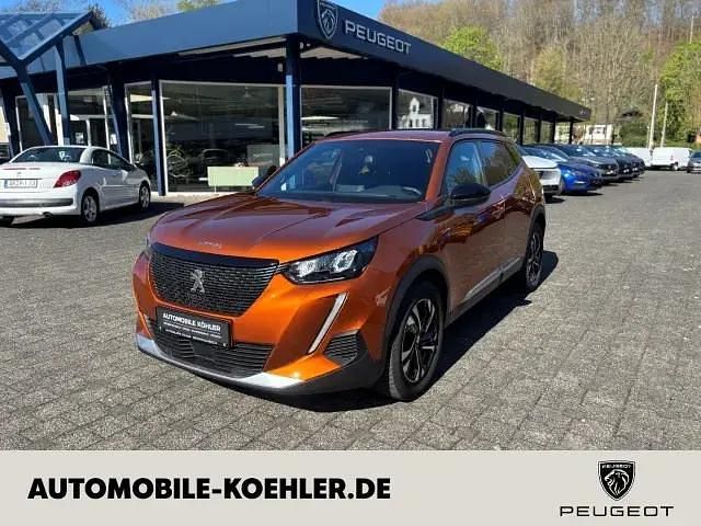 Orange fusion Gebraucht 2023 Peugeot 2008 Allure SUV | 19.920 € (Fairer Preis) - Bild 1/4